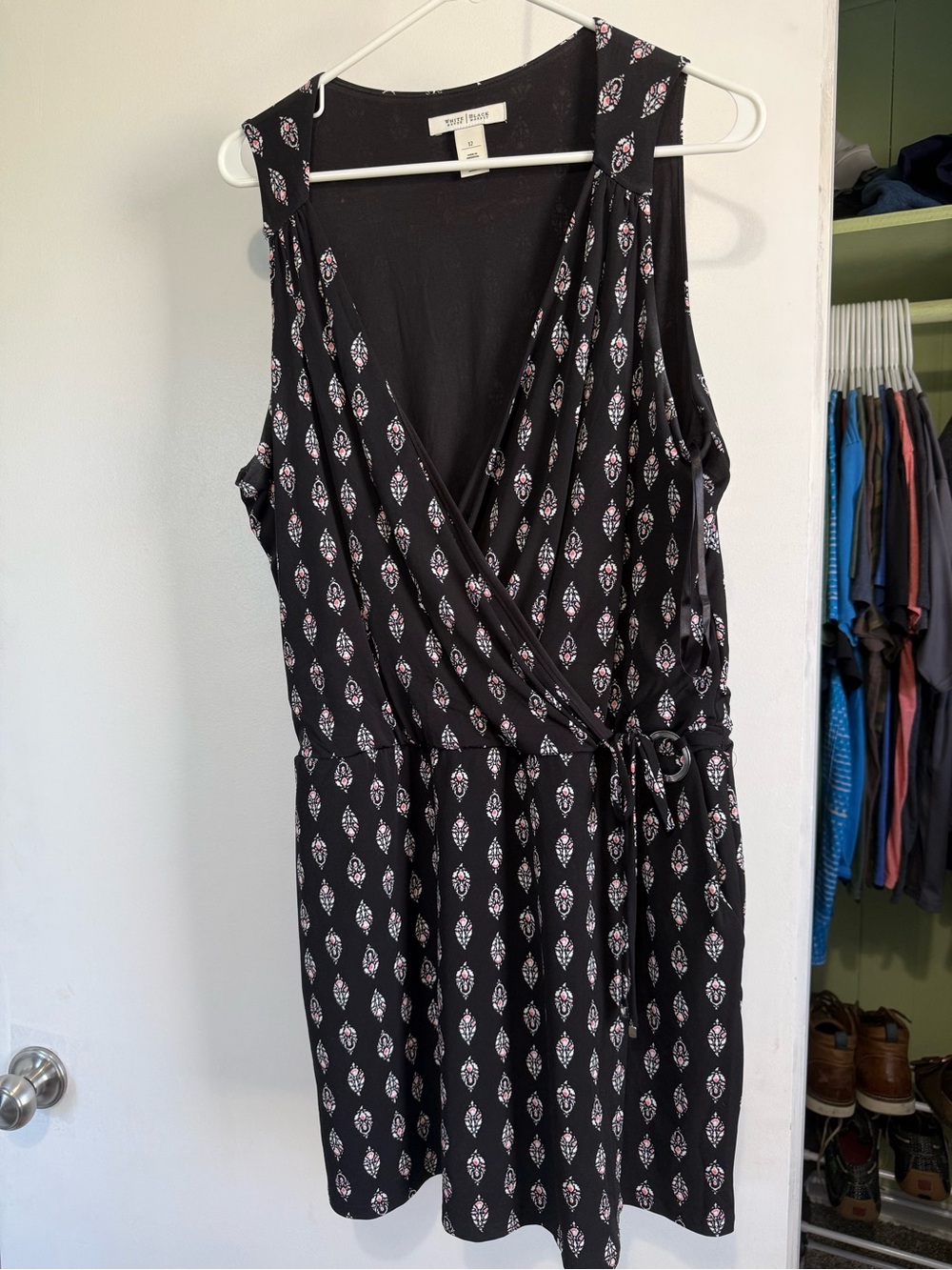 White House Black Market Black Printed Skort